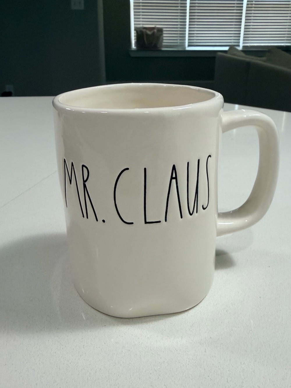 Rae Dunn ‘MR. & MRS. CLAUS’ Mug Set